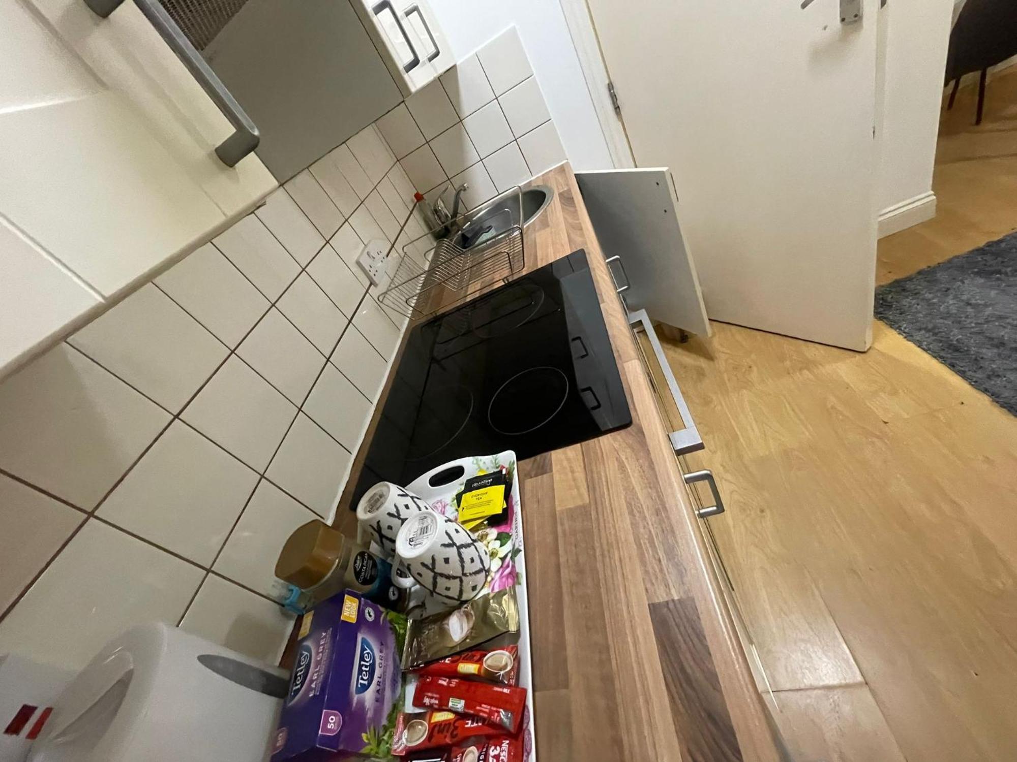 Appartamento Chic Urban Retreat Londra Esterno foto